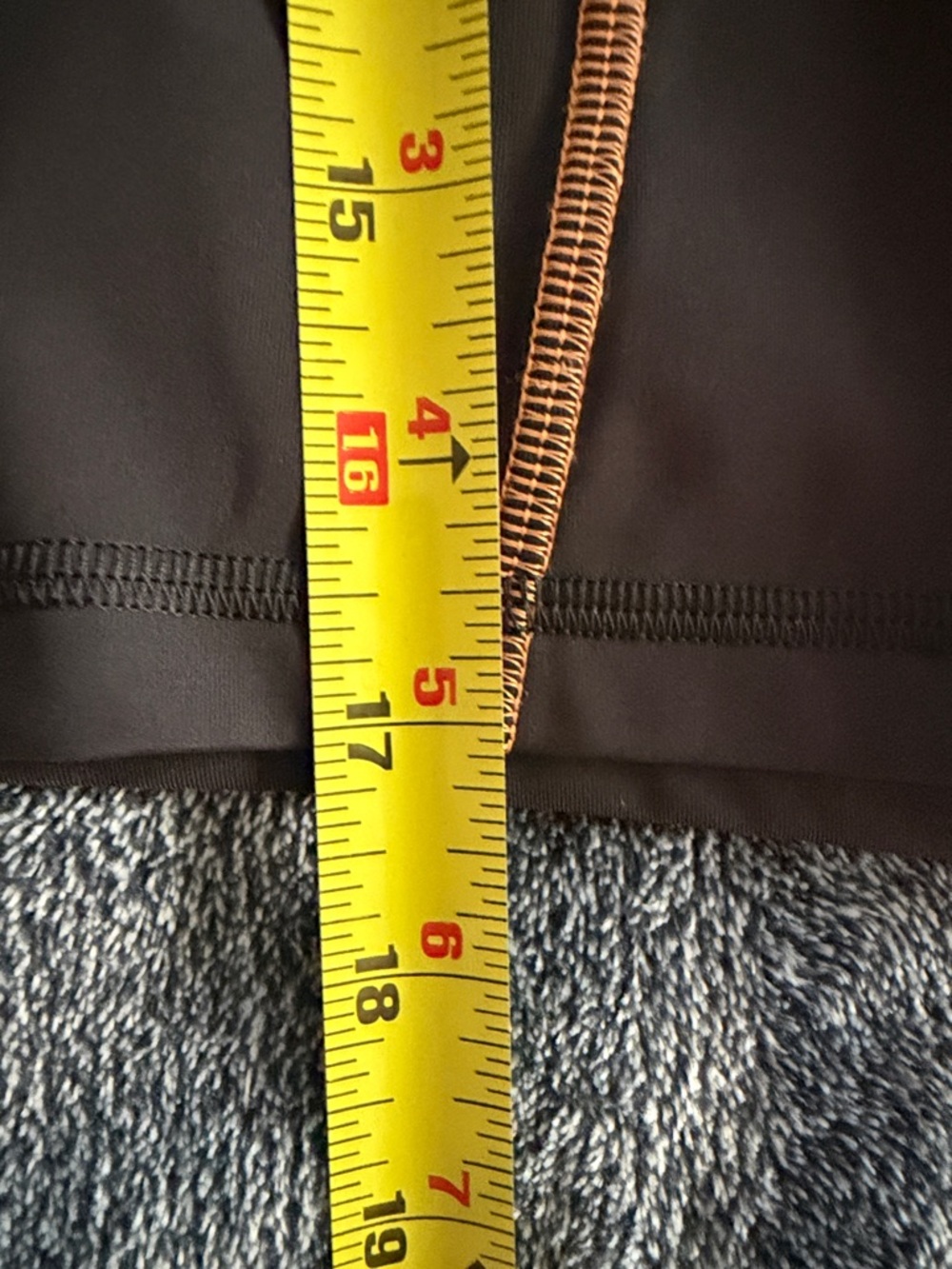 NWOT New NWT LULULEMON X BARRY'S Black POWER THRU HIGH-RISE SHORT 6" - Picture 8 of 8